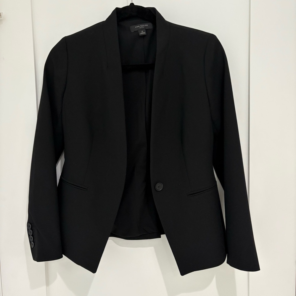 Ann Taylor Blazer